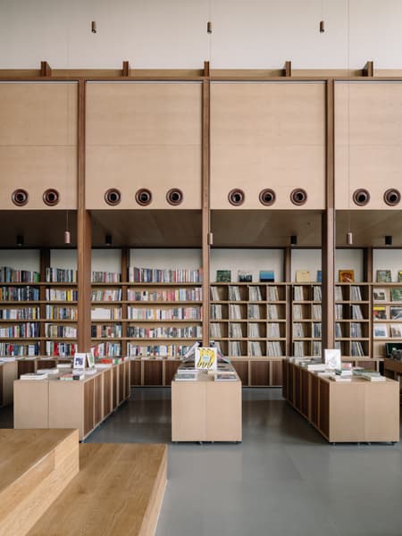 PAGEONE – Vinyl Concept POLPAS